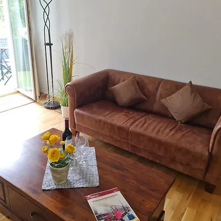 Ernst Und Salamanderburg Apartment
